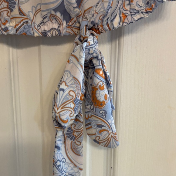 CeCe Paisley woman’s Blouse - Light Blue and Orange large - Picture 6 of 7